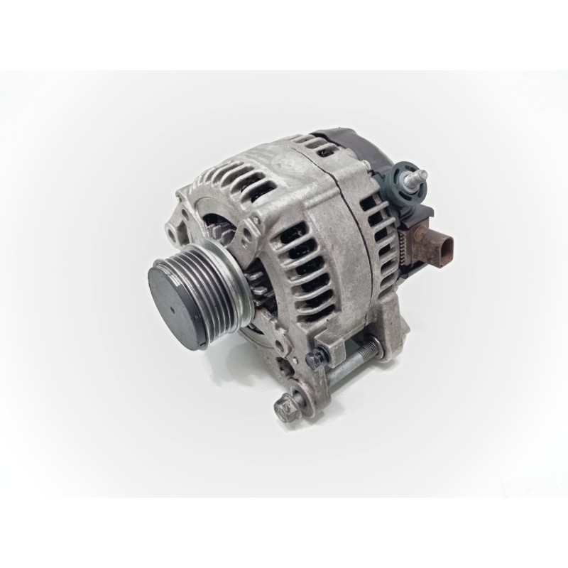 Recambio de alternador para kia cee´d x-tech referencia OEM IAM LRA04013  