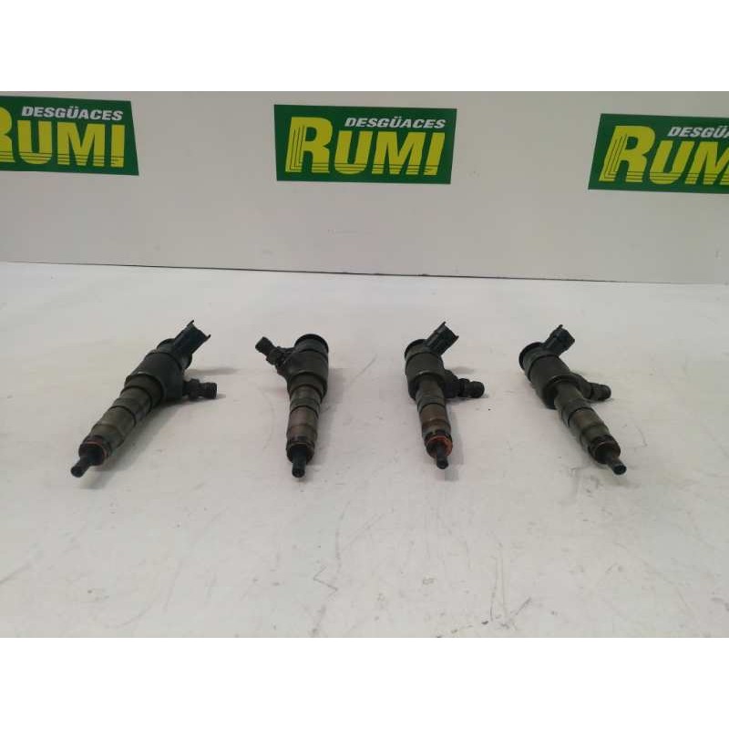 Recambio de juego inyectores para peugeot 5008 confort referencia OEM IAM 0445110566 027766 