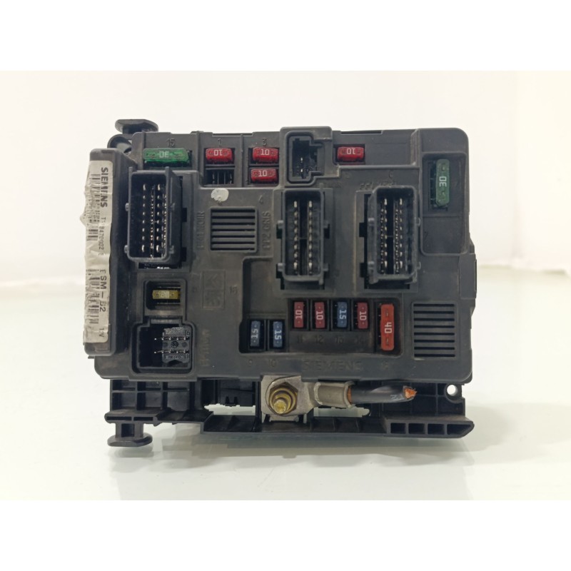 Recambio de caja reles / fusibles para peugeot 206 berlina x-line referencia OEM IAM 9643498980  