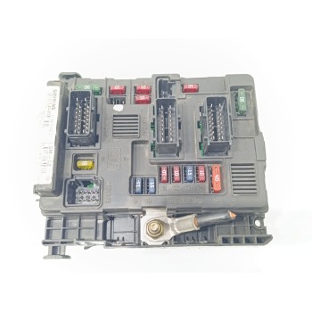 Recambio de caja reles / fusibles para peugeot 206 berlina x-line referencia OEM IAM 9643498980  