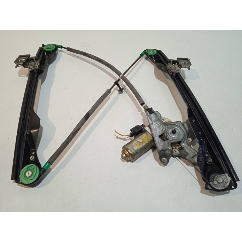 Recambio de elevalunas delantero derecho para ford focus berlina (cak) trend referencia OEM IAM XS4123200  