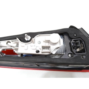 Recambio de piloto trasero derecho interior para alfa romeo giulietta (191) quadrifoglio verde referencia OEM IAM 50513400  