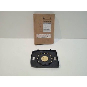 Recambio de cristal retrovisor derecho para nissan primastar (x83) referencia OEM IAM 7701044515  