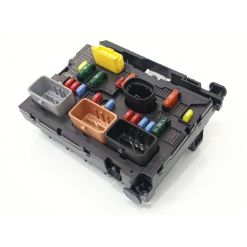 CAJA RELES / FUSIBLES 9659741780 