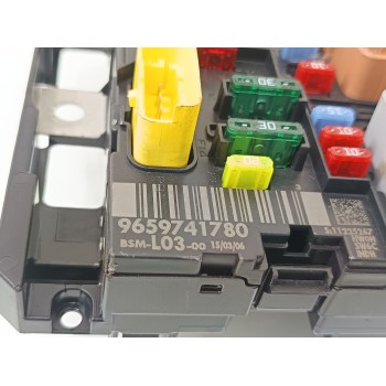 Recambio de caja reles / fusibles para citroën c3 1.4 collection referencia OEM IAM 9659741780  