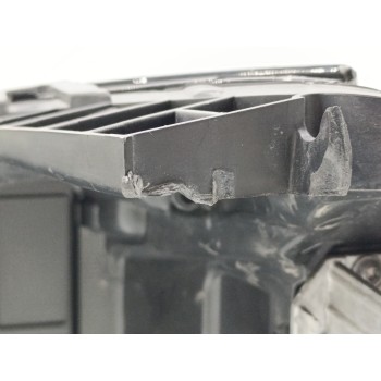 Recambio de faro derecho para renault clio v zen referencia OEM IAM 260109379R  