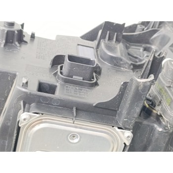 Recambio de faro derecho para renault clio v zen referencia OEM IAM 260109379R  