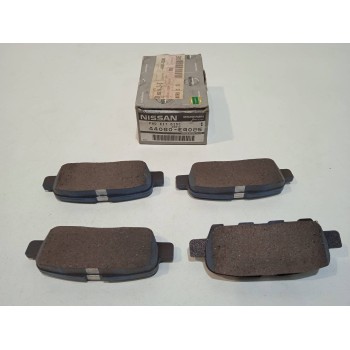 Recambio de pastillas de freno para nissan juke (f15) referencia OEM IAM 44060EG085  