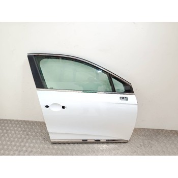 Recambio de puerta delantera derecha para renault clio v zen referencia OEM IAM   