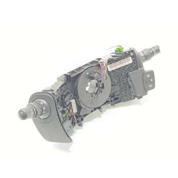 Recambio de mando multifuncion para renault scenic ii confort authentique referencia OEM IAM 820012772726  