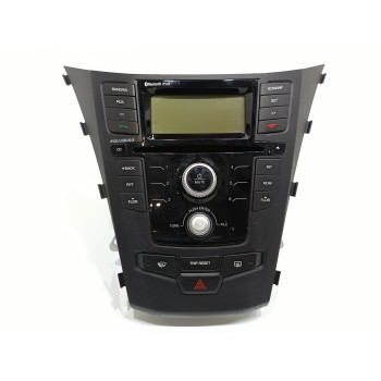 Recambio de sistema audio / radio cd para ssangyong korando limited 4x2 referencia OEM IAM 8911034220  