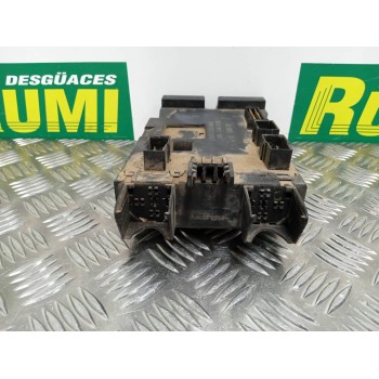 Recambio de caja reles / fusibles para mercedes-benz sprinter (w901,w903) combi 2.3 diesel referencia OEM IAM 0005400650 0850100