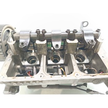 Recambio de culata para volkswagen polo (9n3) advance referencia OEM IAM 045103373  
