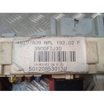 Recambio de caja reles / fusibles para fiat stilo (192) 1.6 16v referencia OEM IAM 46797609NPL 46797609, 501208530130 5018610301