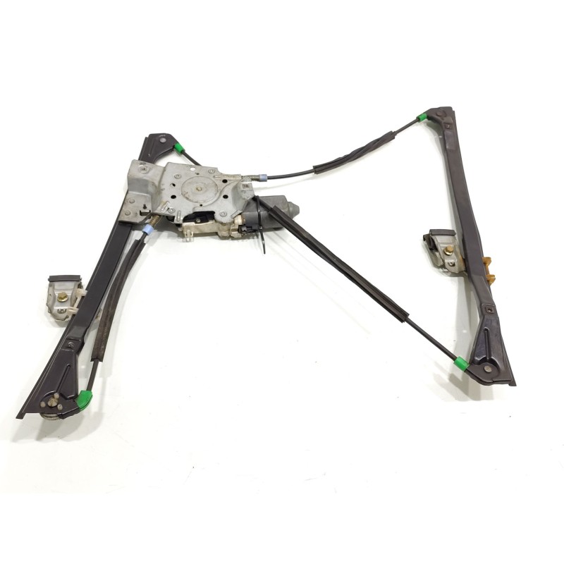 Recambio de elevalunas delantero derecho para volkswagen polo berlina (6n1) básico referencia OEM IAM 6N4837402A  