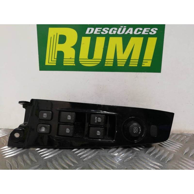 Recambio de mando elevalunas delantero izquierdo para ssangyong korando quartz 4x4 referencia OEM IAM 202009207 202007152 201006