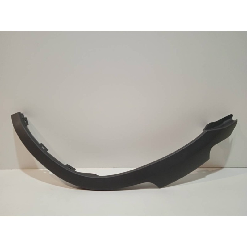 Recambio de aletin trasero derecho para nissan terrano/terrano.ii (r20) referencia OEM IAM 938267F600  