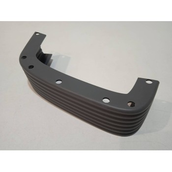 Recambio de molduras traseras para nissan cabstar 01.04 referencia OEM IAM 620249X500  