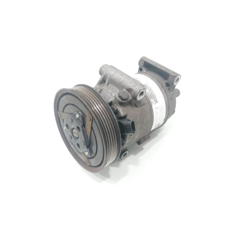 Recambio de compresor aire acondicionado para renault scenic ii confort authentique referencia OEM IAM 8200316164  
