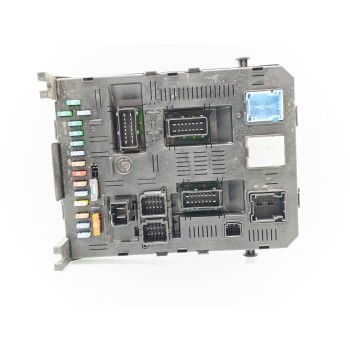 Recambio de caja reles / fusibles para citroën c4 berlina collection referencia OEM IAM 9661940480  