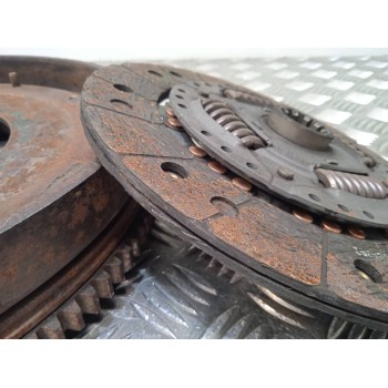 Recambio de kit embrague para iveco daily combi 29 - l 12 combi referencia OEM IAM   