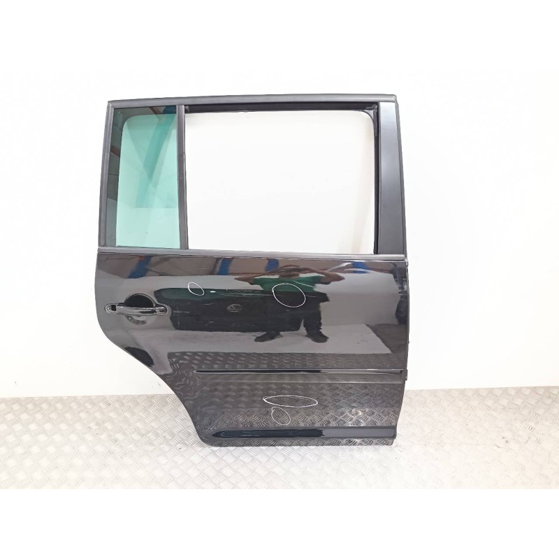 Recambio de puerta trasera derecha para volkswagen touran (1t1) advance referencia OEM IAM   