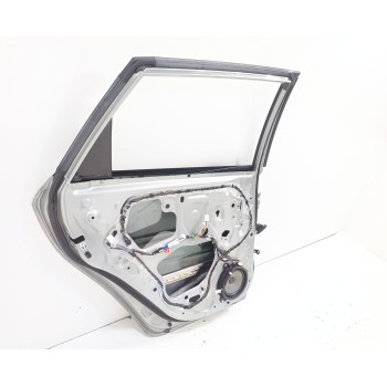 Recambio de puerta trasera izquierda para toyota auris active referencia OEM IAM   