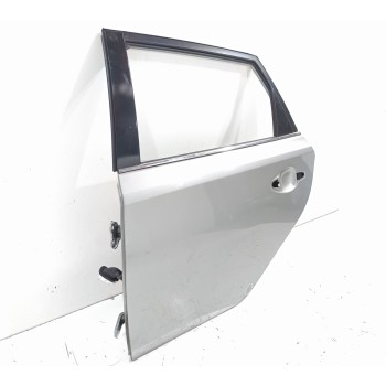 Recambio de puerta trasera izquierda para toyota auris active referencia OEM IAM   