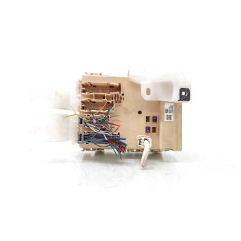 Recambio de caja reles / fusibles para toyota auris active referencia OEM IAM 63586756  