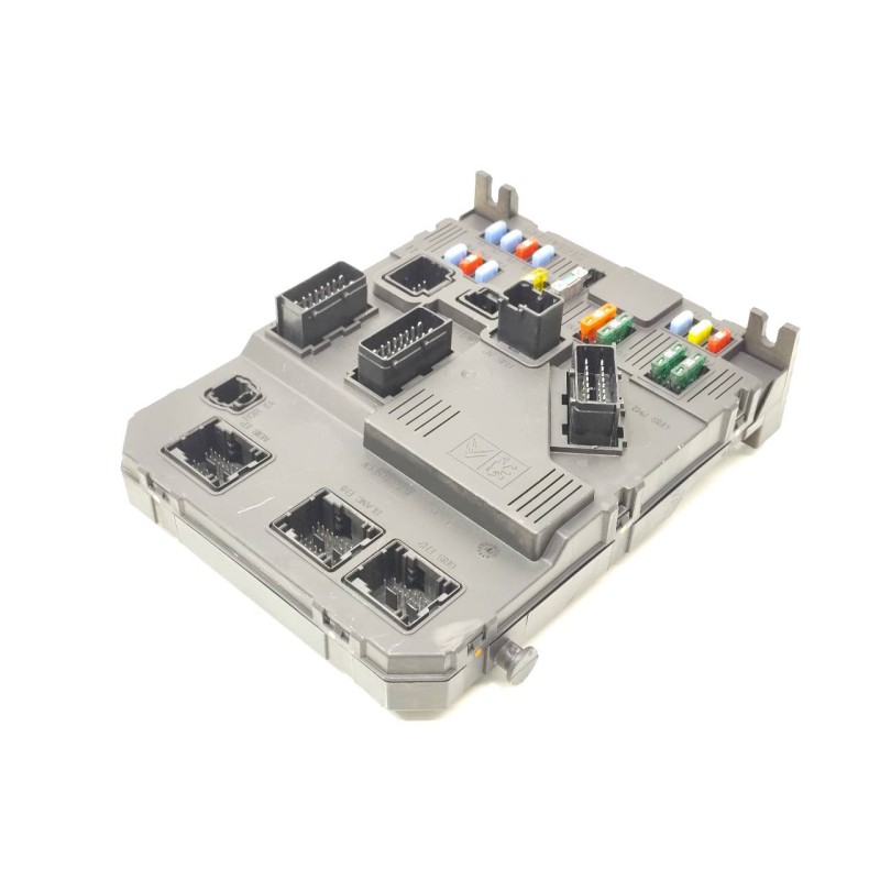 Recambio de caja reles / fusibles para citroën xsara picasso 1.6 hdi 90 exclusive referencia OEM IAM 9657999780  