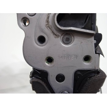 Recambio de cerradura puerta delantera derecha para opel astra j sports tourer cosmo referencia OEM IAM 3023880RH3  