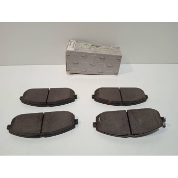 Recambio de pastillas de freno para nissan patrol gr (y61) referencia OEM IAM D1060VC091  