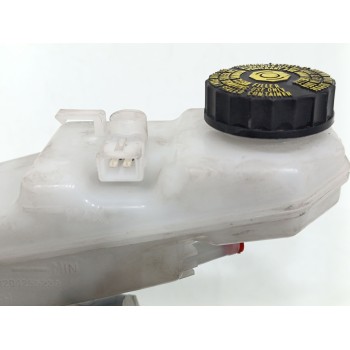 Recambio de servofreno con bomba para toyota auris active referencia OEM IAM 4720002F01B  