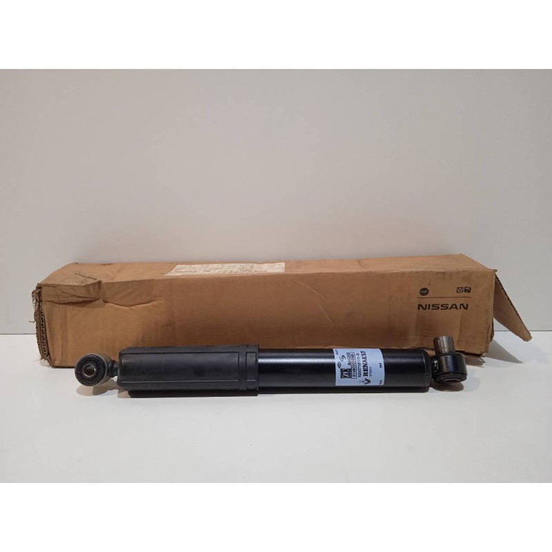 Recambio de amortiguador delantero para nissan interstar (x70) referencia OEM IAM 8200715101B  