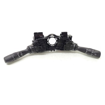 Recambio de mando multifuncion para toyota auris active referencia OEM IAM 0272017F852  