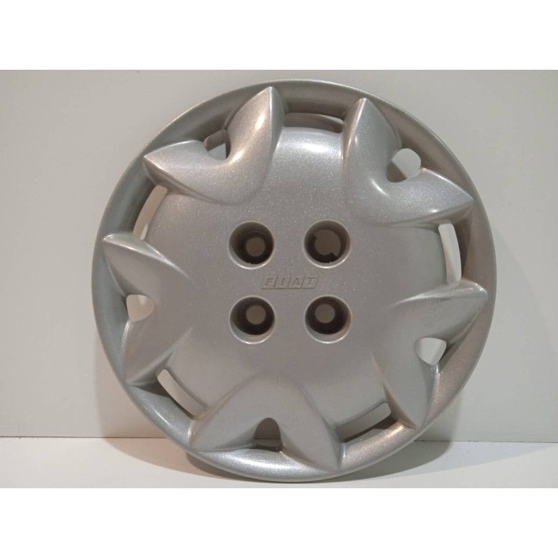 Recambio de tapacubos para fiat punto berlina (176) referencia OEM IAM 46476567  