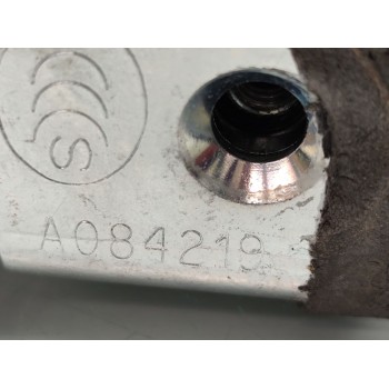 Recambio de cerradura puerta trasera izquierda para toyota auris active referencia OEM IAM A084219  