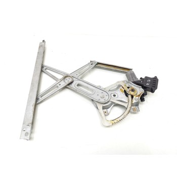 ELEVALUNAS DELANTERO DERECHO 8571002420B 