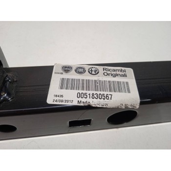 Recambio de refuerzo paragolpes delantero para fiat doblo ii (152) referencia OEM IAM 51830567  