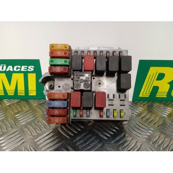 Recambio de caja reles / fusibles para fiat bravo (198) 1.6 16v dynamic multijet (77kw) referencia OEM IAM 51832042 57657 