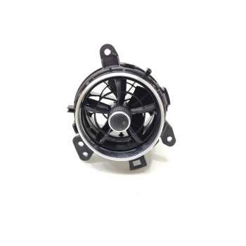 Recambio de rejilla aireadora para toyota auris active referencia OEM IAM 5556862280  