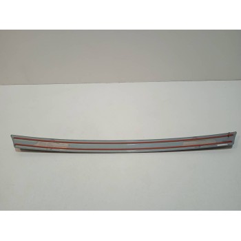 Recambio de molduras traseras para fiat stilo multi wagon (192) referencia OEM IAM 735353582  