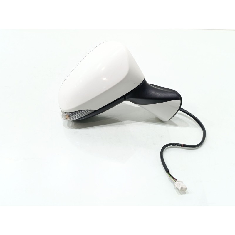 Recambio de retrovisor derecho para toyota verso life referencia OEM IAM 026983  