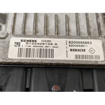 Recambio de centralita motor uce para renault megane ii berlina 5p authentique referencia OEM IAM 8200565863 8200592611 S1223261