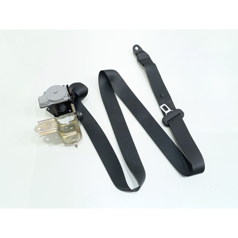 Recambio de cinturon seguridad trasero derecho para toyota auris active referencia OEM IAM 7336002740  