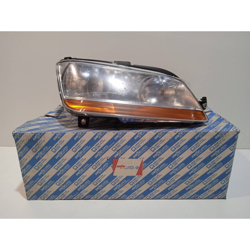 Recambio de faro derecho para fiat multipla nuevo (186) referencia OEM IAM 51747604  