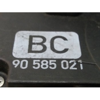 Recambio de cerradura puerta delantera izquierda para opel vectra b berlina básico referencia OEM IAM 90585021  