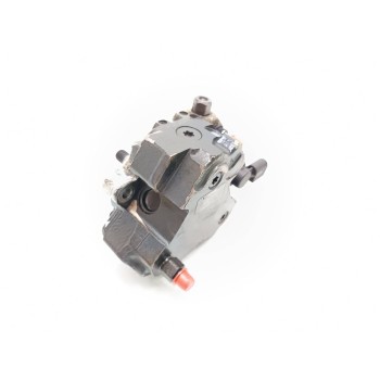 Recambio de bomba inyeccion para bmw serie 3 berlina (e46) 320d referencia OEM IAM 7788670  