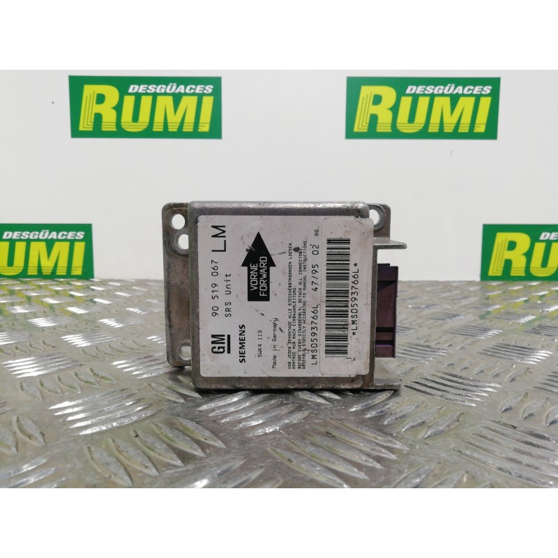 Recambio de centralita airbag para opel astra f berlina eurocopa referencia OEM IAM 90519067 5WK4113 