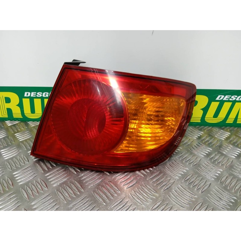 Recambio de piloto trasero derecho para hyundai elantra (xd) 2.0 crdi gls (5-ptas.) referencia OEM IAM 924022D2  